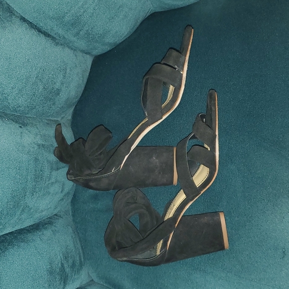 Splendid Heeled Sandal - Picture 3 of 8